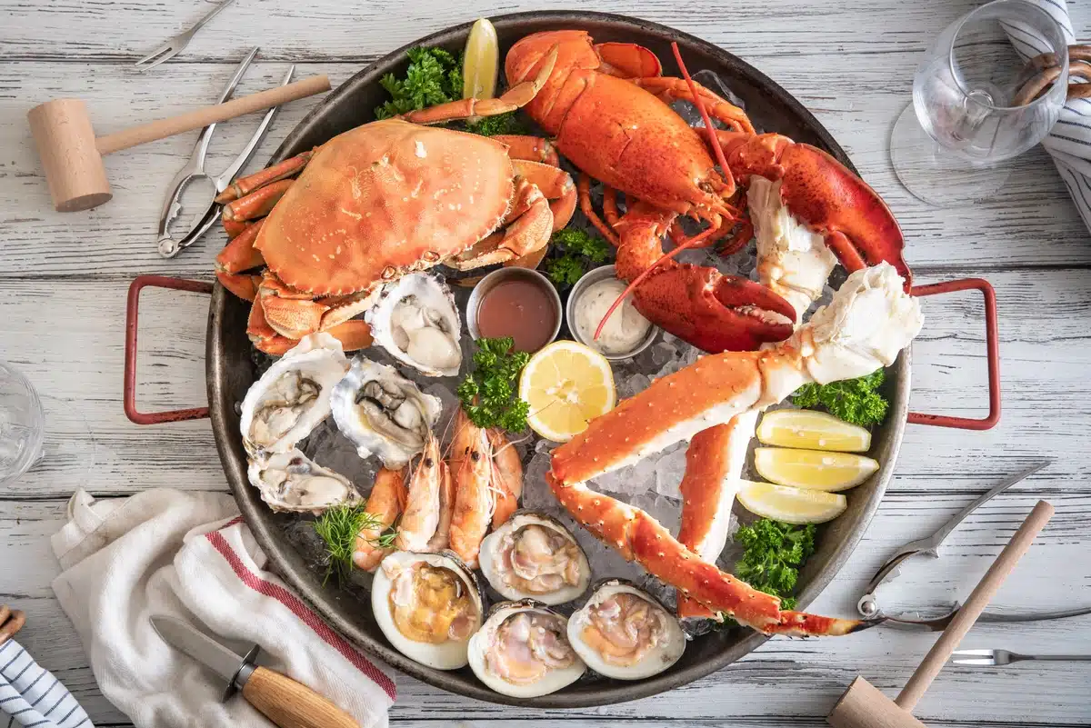 platter of seafood on ice in a toledo restaurant