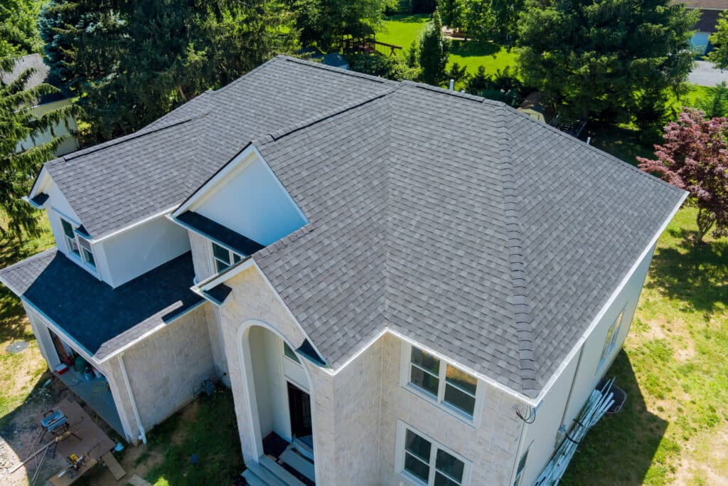 big-asphalt-shingle-roof
