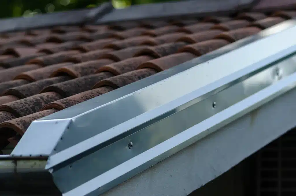 roof-flashing