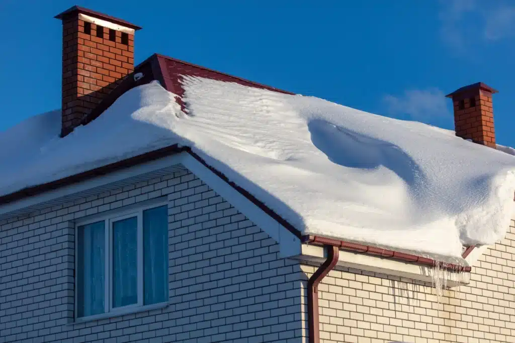 how-much-snow-can-a-roof-hold