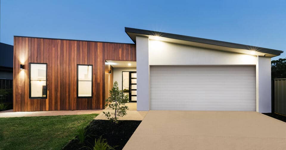 single ply membrane roof-modern home with flat roof