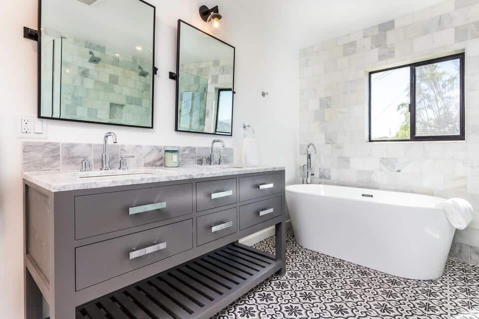 bathroom flooring options-patterned tile flooring in a gray bathroom
