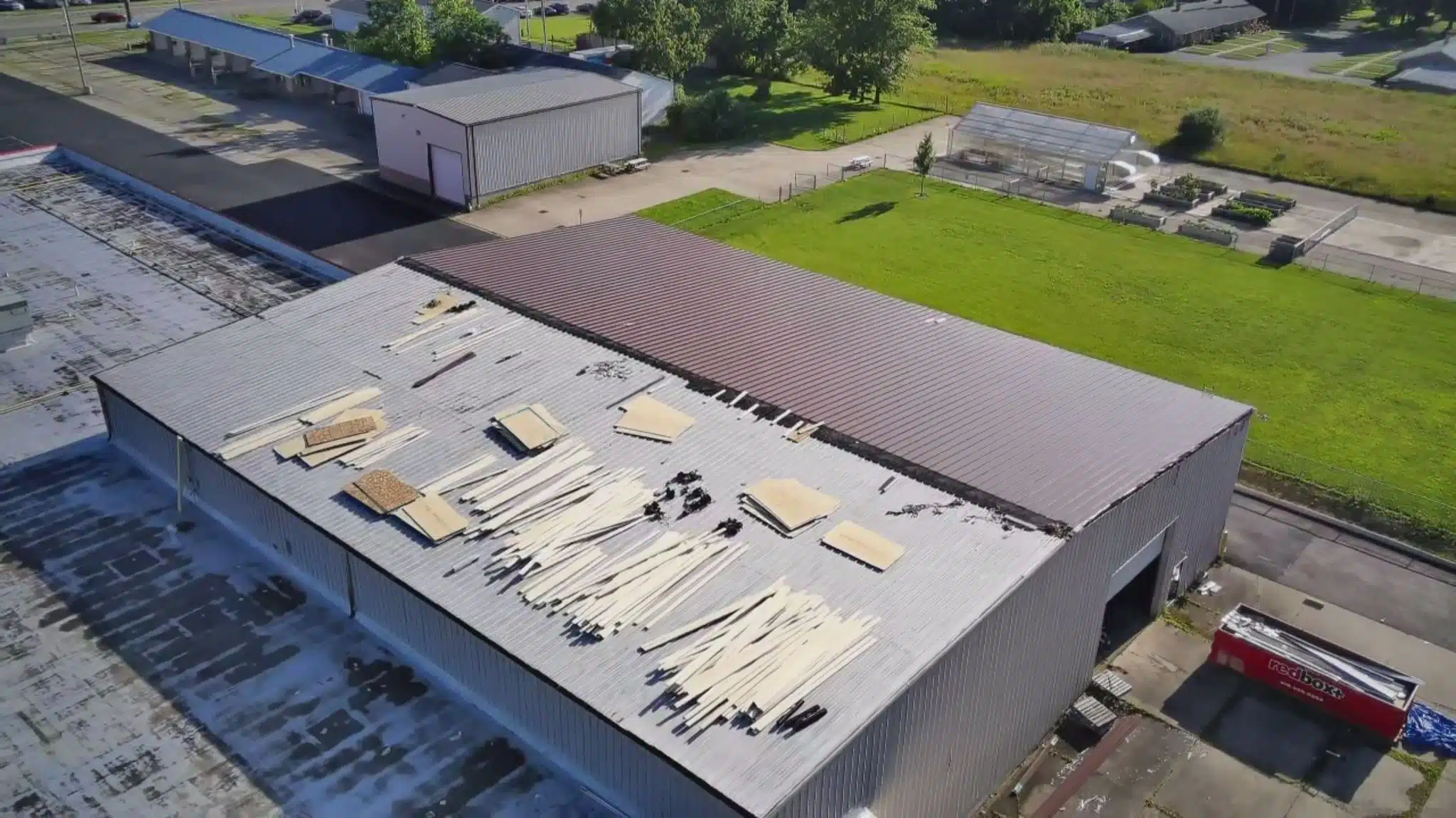 A New Commercial Metal Roof in Mansfield