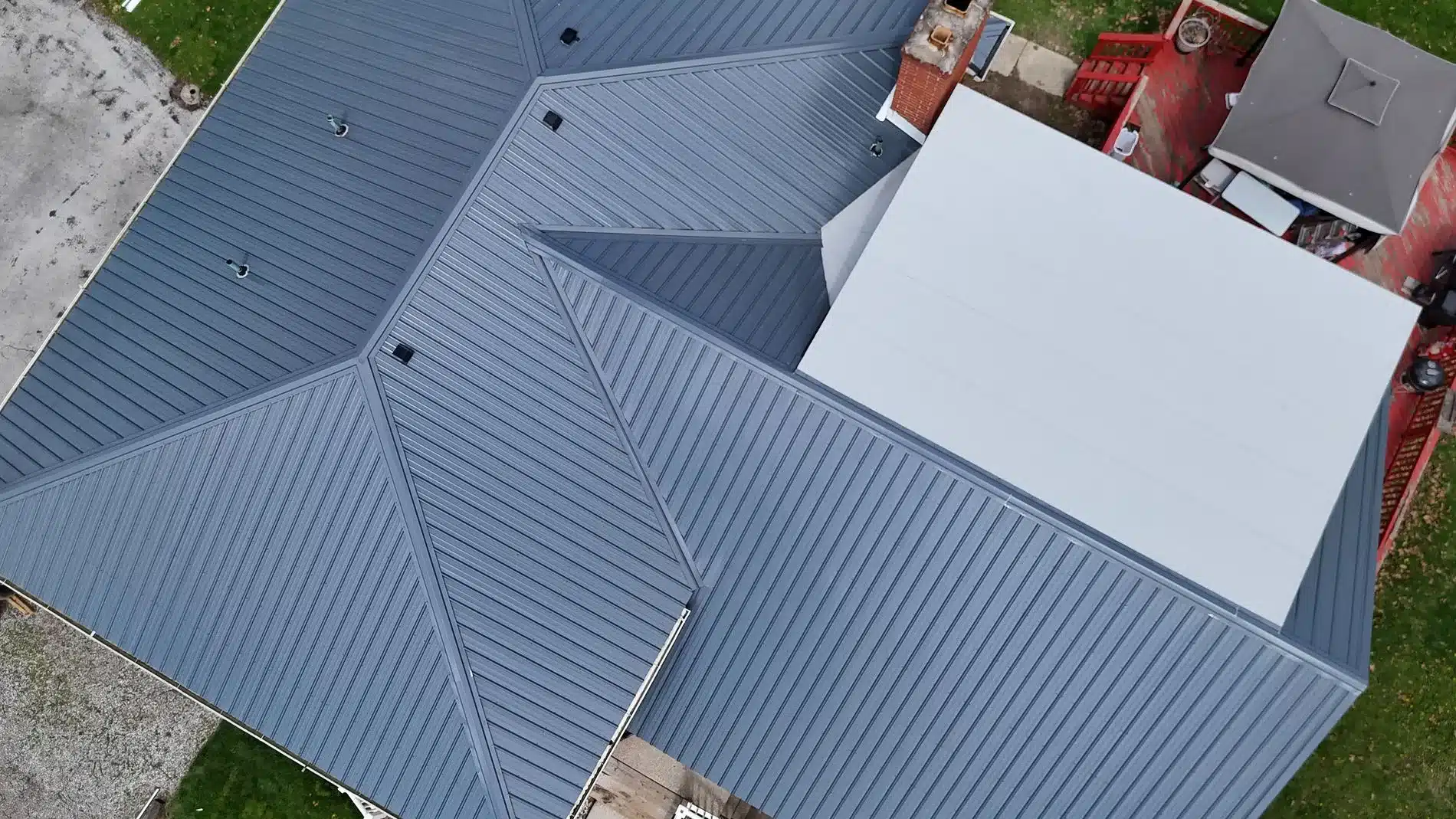 Toledo Roof Shingle to Metal